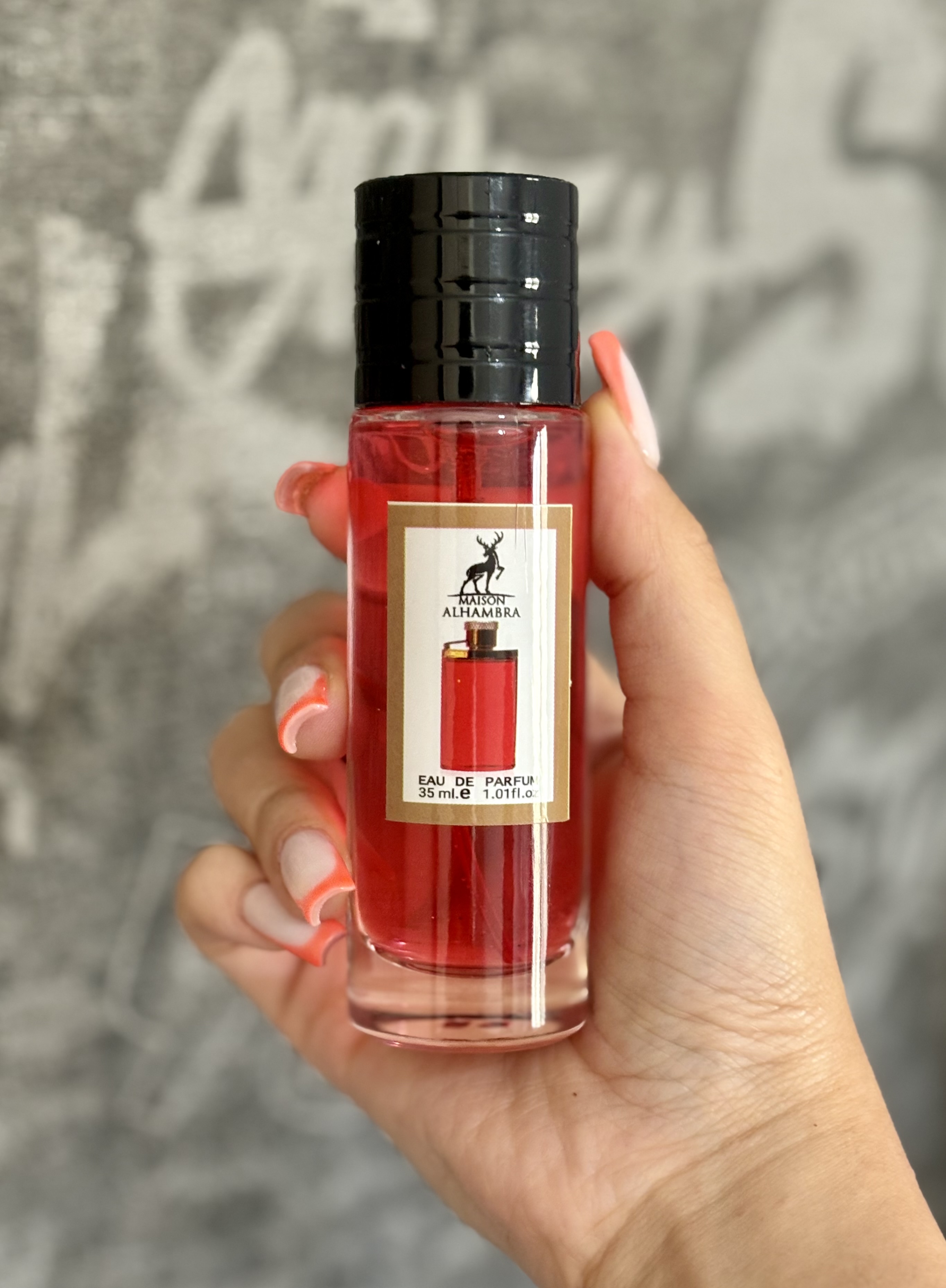 عطر دانهیل دیزایر قرمز ۳۵ میل برند الحمبرا - 35 میل