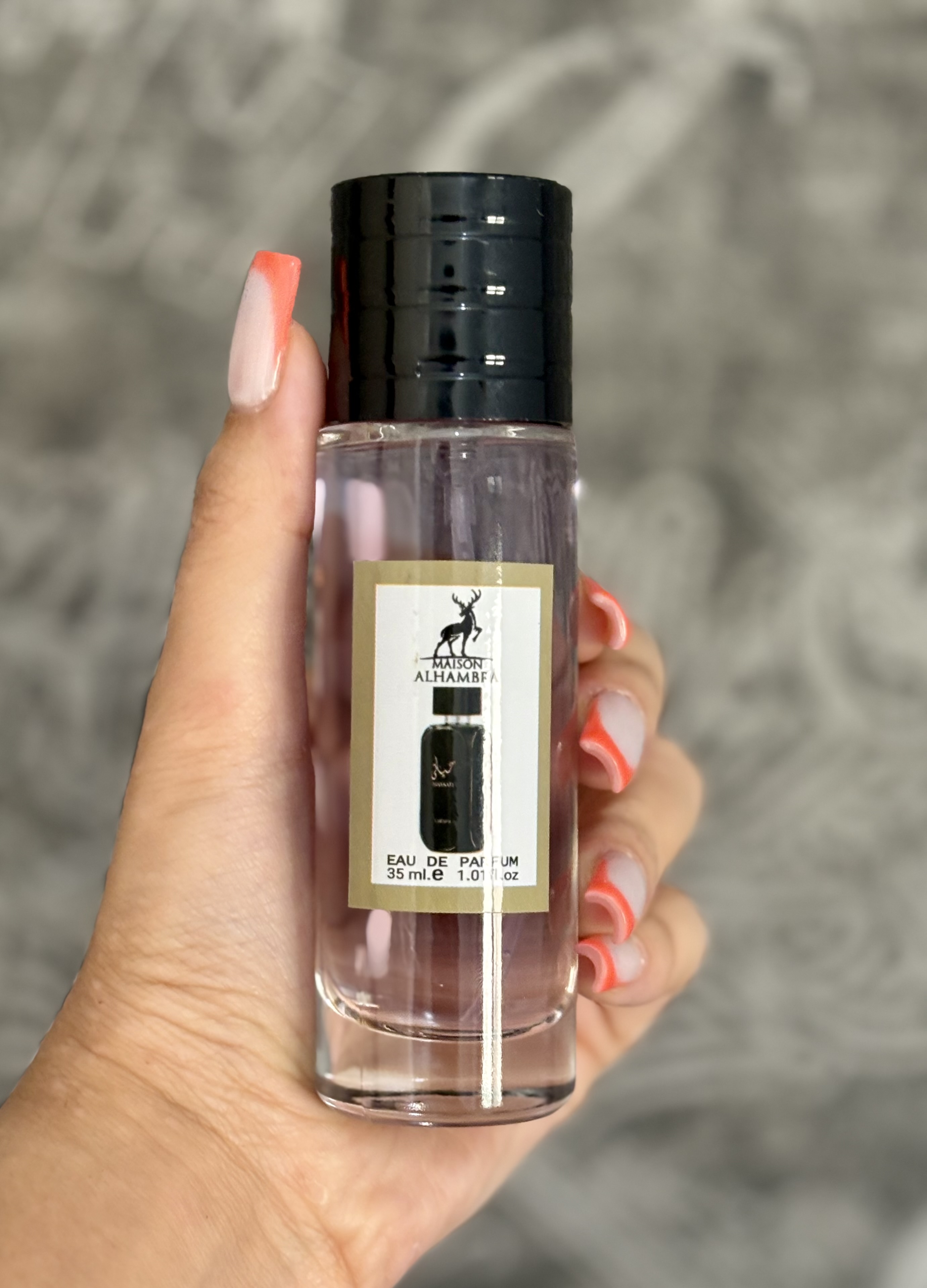عطر لطافه حیاتی مشکی ۳۵ میل برند الحمبرا - 35 میل